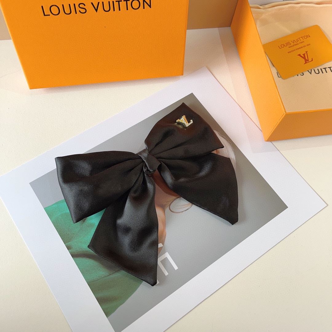 Louis Vuitton Hair Hoop